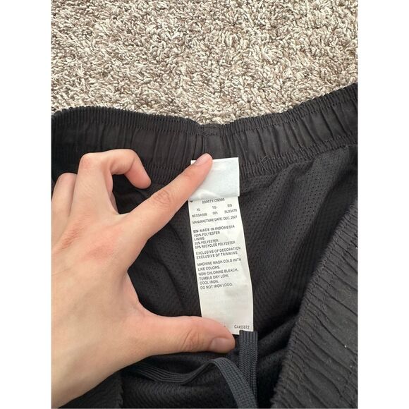 Nike Solid Essential Lap 9" Volley Shorts Swim Trunks Lined Beach Men’s Size XL - Picture 6 of 9